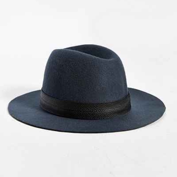Urban Outfitters Accessories - Urban Outfitters Felt Panama Hat